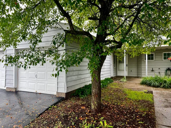 132 Maryland Rd, Plattsburgh, NY 12903