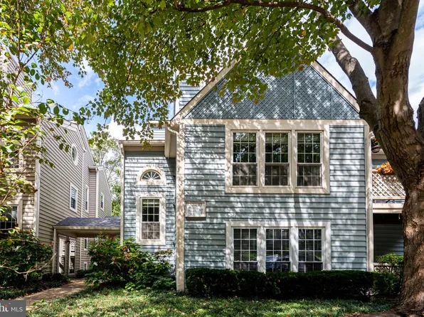 7778 Willow Point Dr #7778, Falls Church, VA 22042