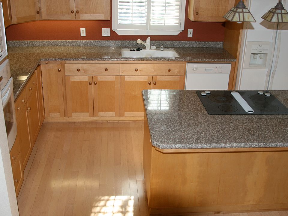 1st image of 1200 Meredith Way