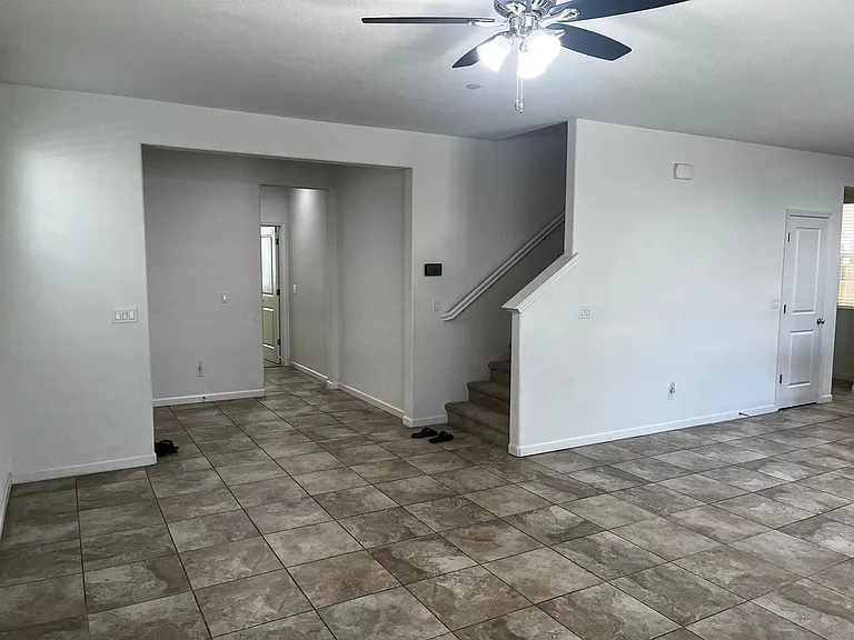 1614 Lion St — Photo 7