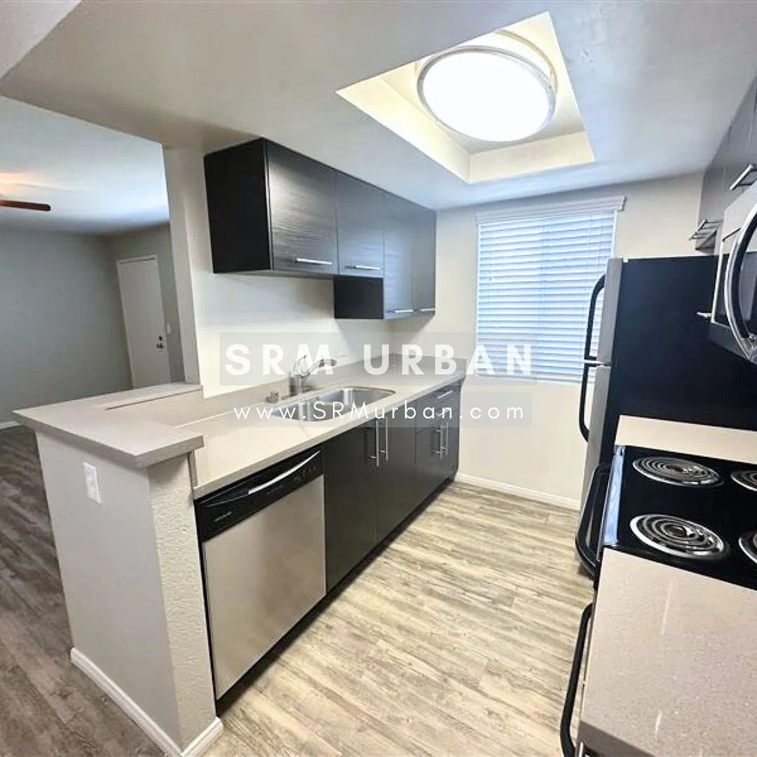2 bed, $3,095 — Photo 2