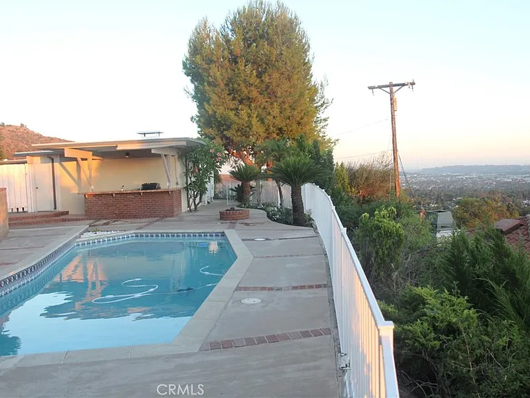 1345 Paseo Redondo — Photo 24