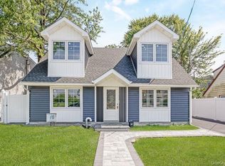 335 Peninsula Blvd, Cedarhurst, NY 11516
