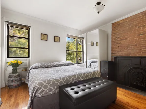 257 West 131st Street image 3 of 13