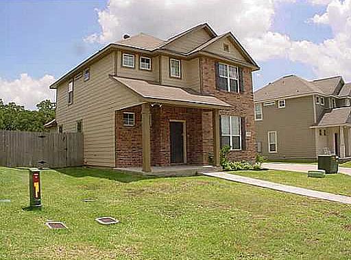 3rd image of 4138 McFarland Dr