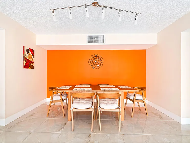 2000 Atlantic Shores Blvd #410 — Photo 14