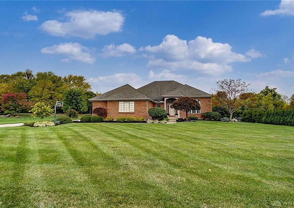 8584 Waynesboro Way, Waynesville, OH 45068 Zillow