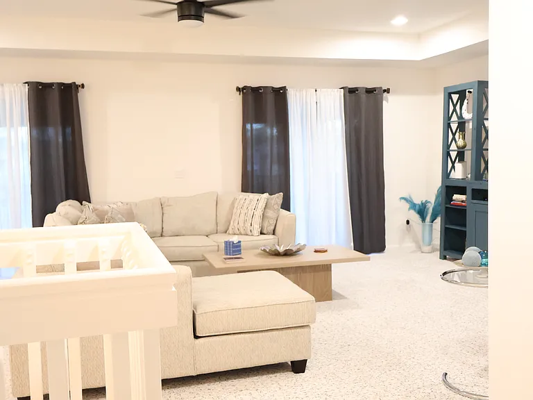 Family/Living Room - 2nd floor