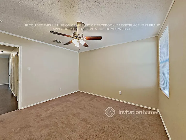1512 Windy Meadows Dr — Photo 16
