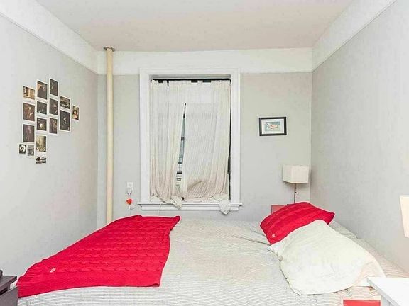 4th image of 28-31 34th St #4AA
