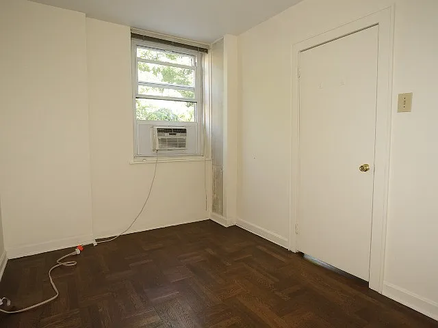 Bedroom Bedroom