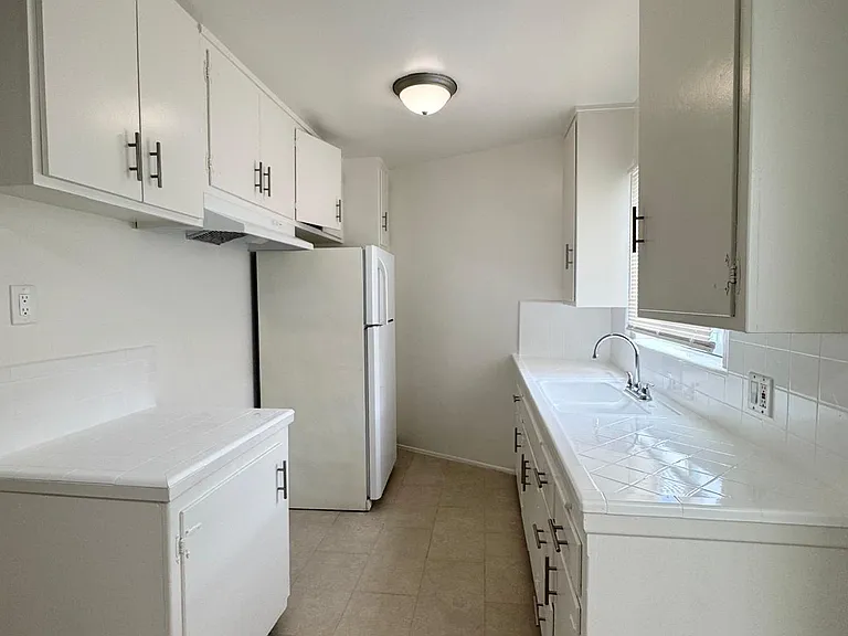 18546 Clark St — Photo 21