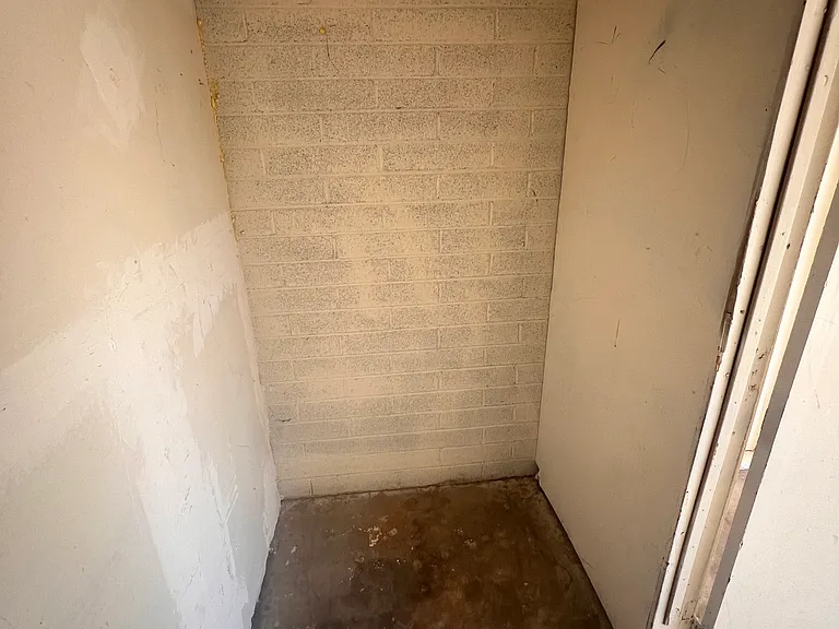 926 W Wedwick St — Photo 19