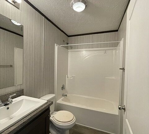 3rd image of 14210 Telegraph Rd #9