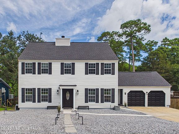 3rd image of 108 Penny Ct