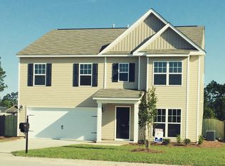 136 Castlefield Dr, Lexington, SC 29073