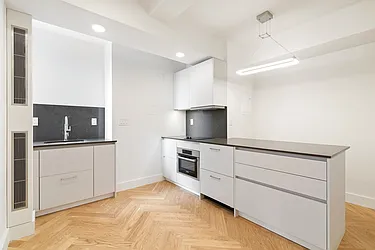 Rented by Akelius Real Estate Management