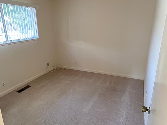 5th image of 1299 Bedford Ct