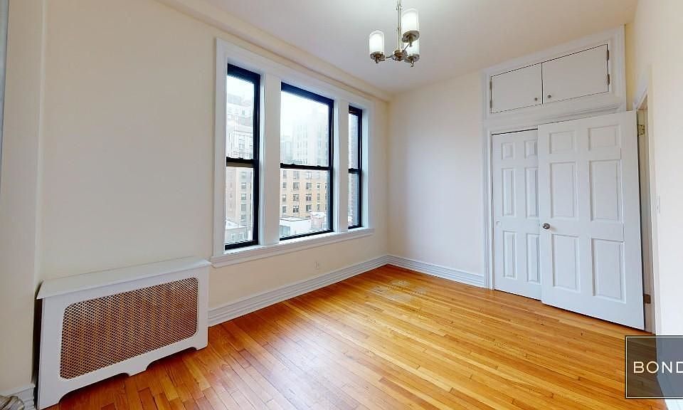 1st image of 324 W 84th St APT 82