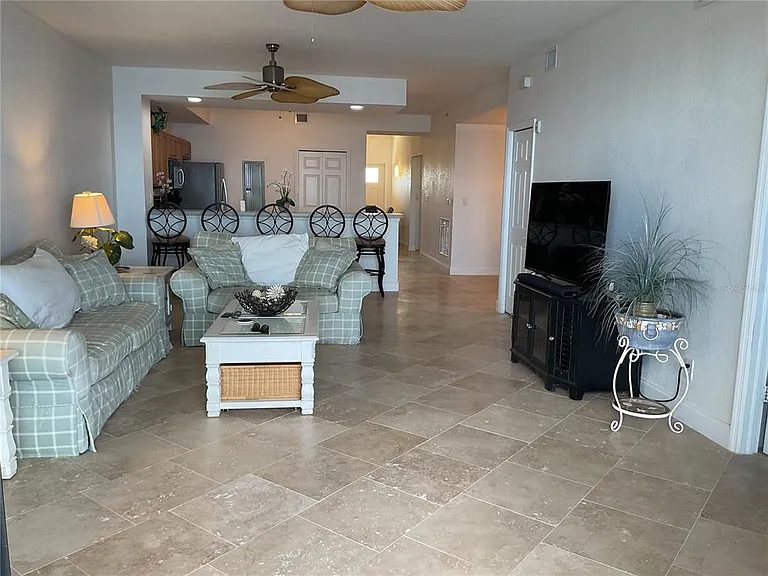 900 E Marion Ave #1213 — Photo 12