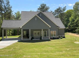 11583 Brownsferry Rd, Sarah, MS 38665