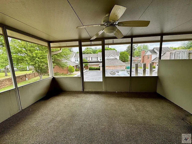 3509 Skyline Blvd — Photo 19