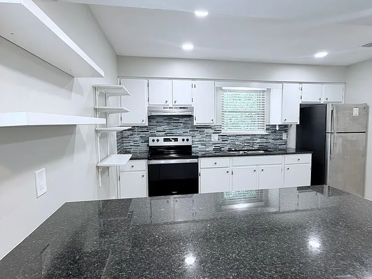 2311 Old Saint Augustine Rd — Photo 6