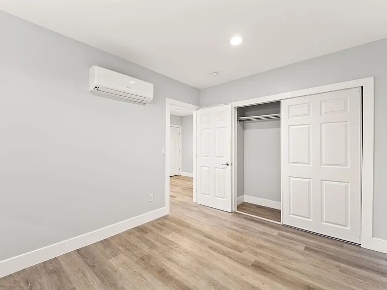 1629 W. Summit — Photo 9