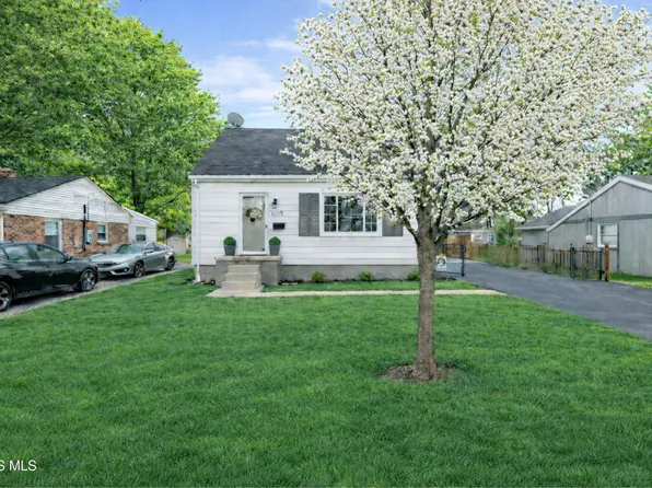 903 Loch Haven Blvd, Maumee, OH 43537