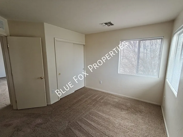 8262 W Zlacket Dr — Photo 13