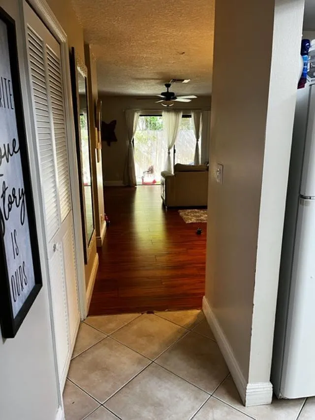 2 bed, 1.5 bath, 1300 sqft, $2,350 — Photo 2