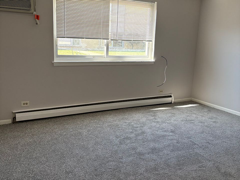 2nd image of 8281 W Oak Ave APT 1