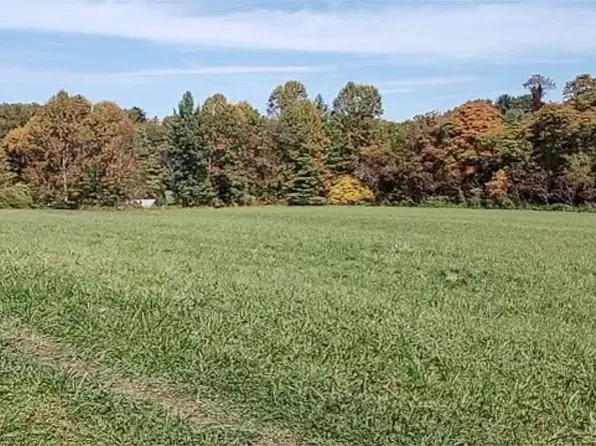 2055 Orchard Rd, Shady Valley, TN 37688