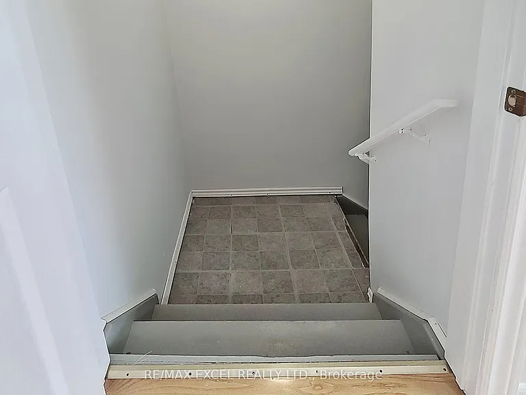 24 John Gary Dr — Photo 33