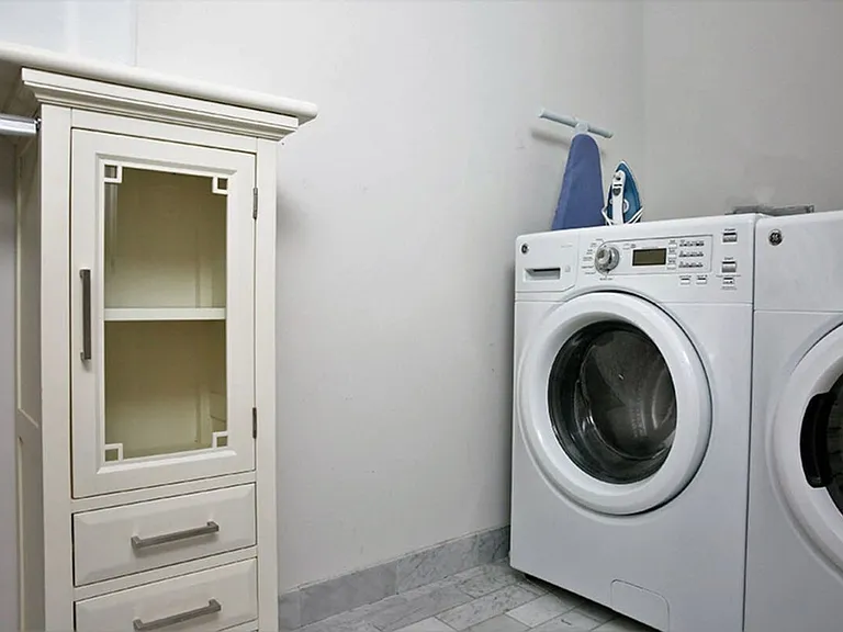Laundry Room Cabinet