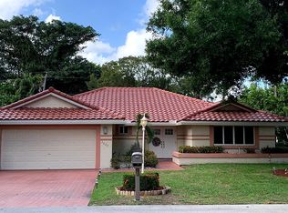 2685 Oak Tree Dr, Fort Lauderdale, FL 33309