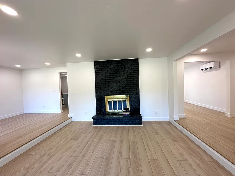 8617 NW 4th Ave — Photo 9