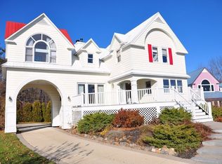77 Summer Pl, Portland, ME 04103
