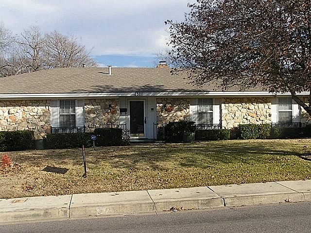 1st image of 6321 S Hulen St