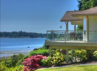 3723 Erlands Point Rd NW, Bremerton, WA 98312