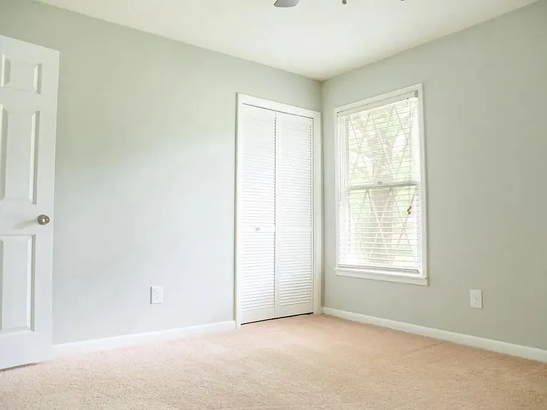 413 Christopher Dr — Photo 16