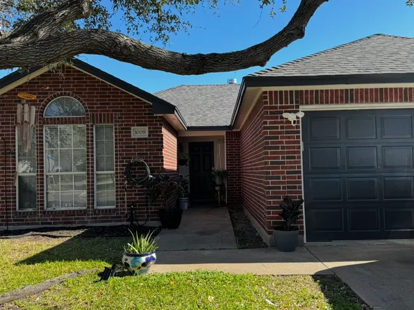 1008 Meadowbrook Dr, Portland, TX 78374