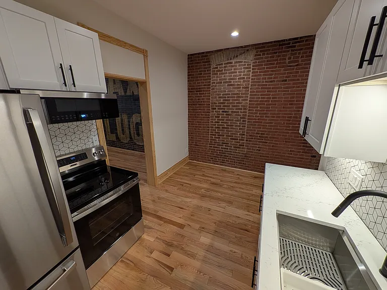 3233 Morganford Rd — Photo 28