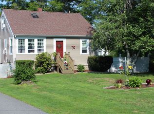 46 Everett St, Middleboro, MA 02346