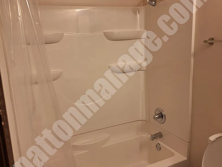 181 Hauser Ct N — Photo 6
