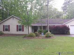 403 Hillcrest Dr, Morehead City, NC 28557