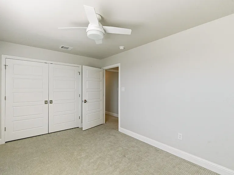 4600 Old Brock Rd — Photo 32