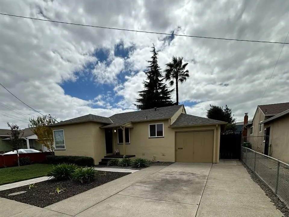 15211 Central Ave