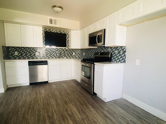 3rd image of 4116 N 58th Ave