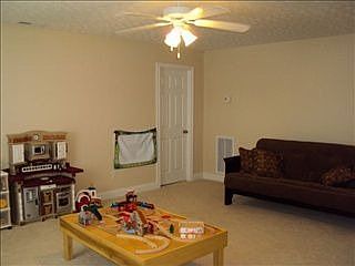 5th image of 3617 Oak Bend Ct